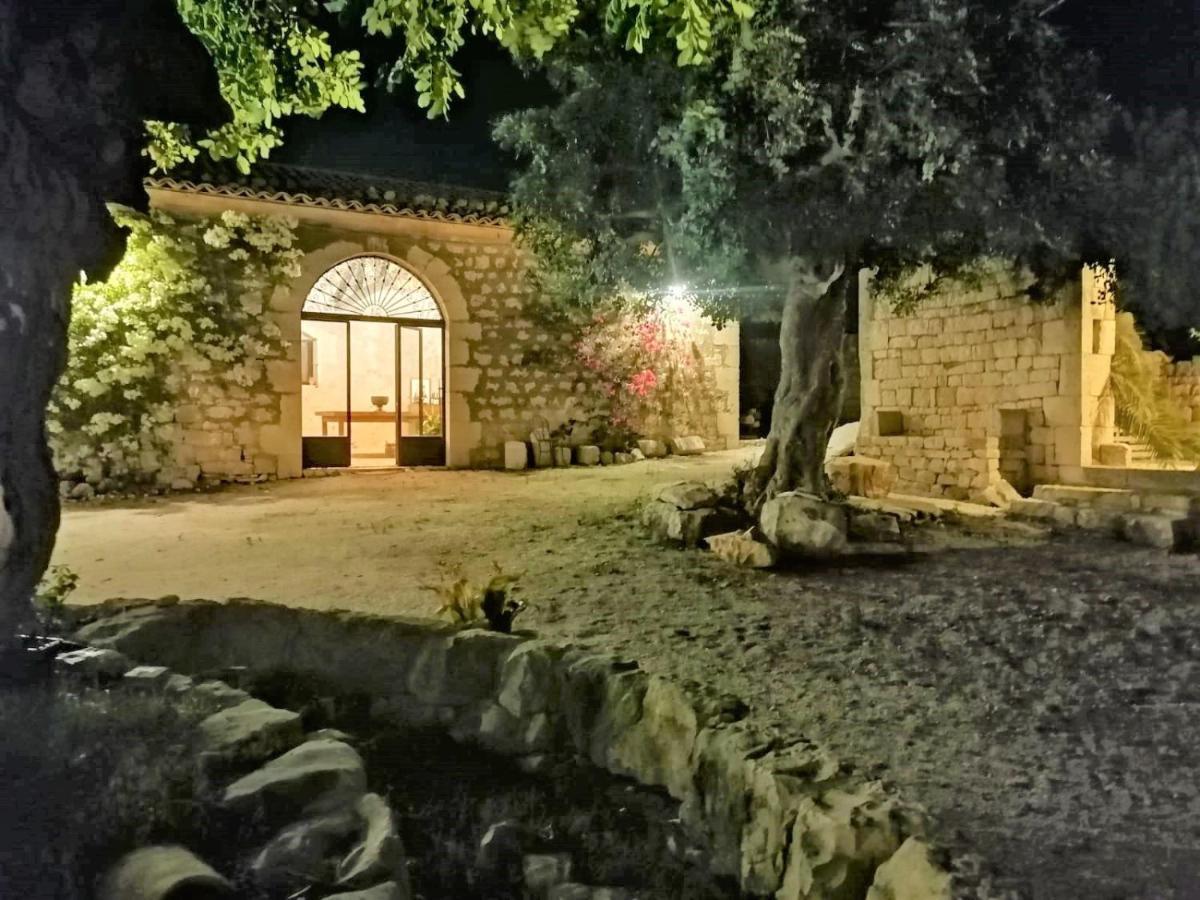Il Baglio Di Kharrub Rural Guest House بوزالو المظهر الخارجي الصورة